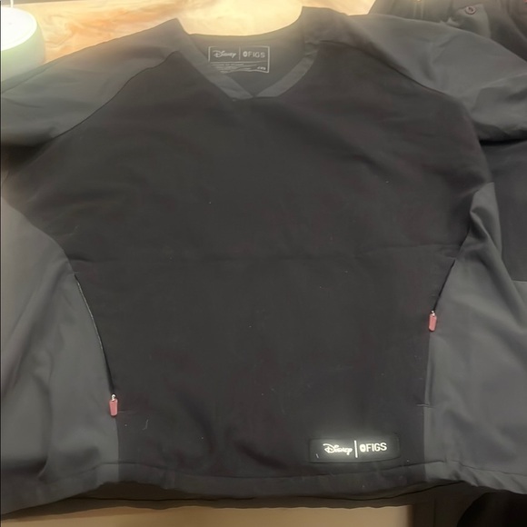 FIGS x Disney Black Scrub Top - Picture 1 of 12